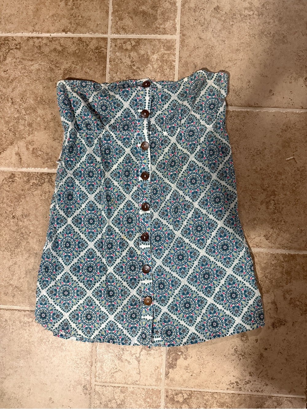 Sleeveless Blue Patterned Button-Front Women’s Top